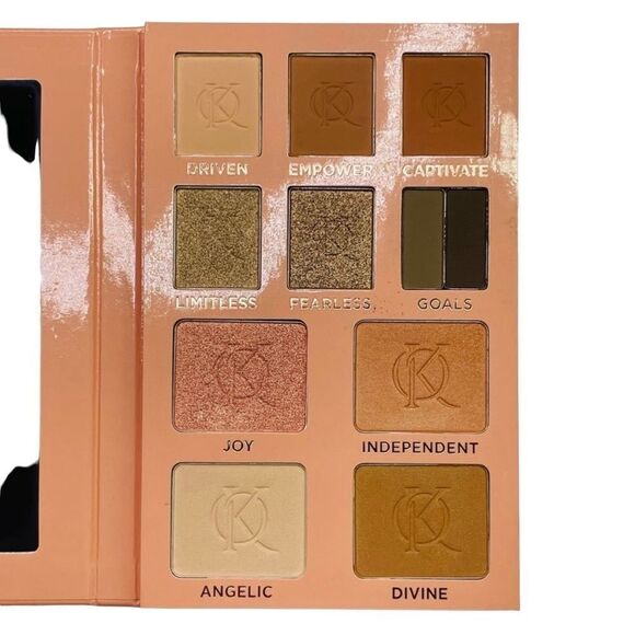 Kenia Ontiveros Beauty Glow & Go Kit - Picture 15 of 16